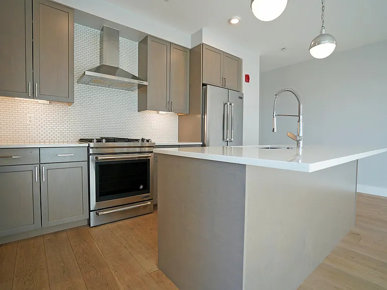 1650 Commonwealth Ave #303 — Photo 6