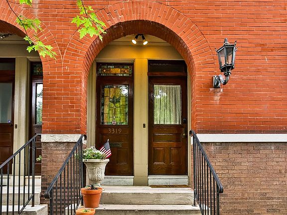 2nd image of 3319 Indiana Ave