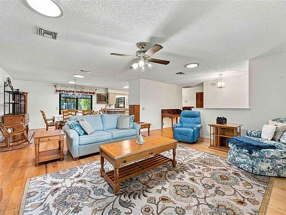 5th image of 3520 WHITE OAK COURT