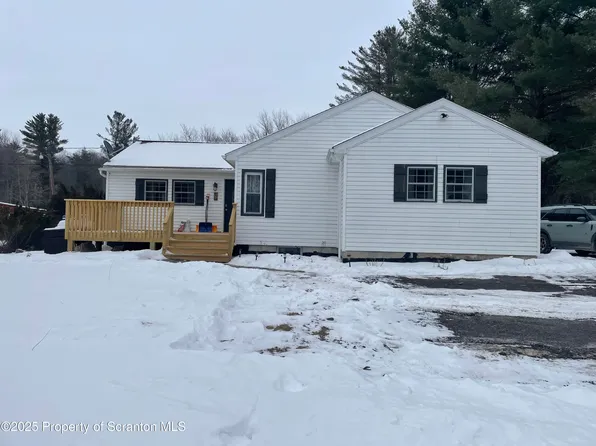 974 Drinker Tpke, Covington Township, PA 18444