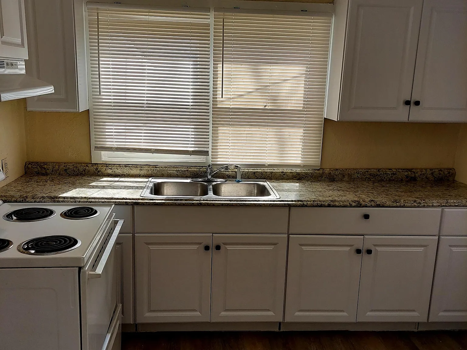 410 Hickory Chapel Rd — Photo 3
