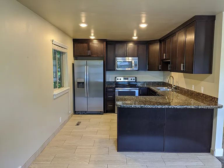 336 E Wilson Ave #2 — Photo 5