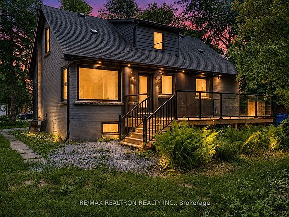 5th image of 30 Morton Ave