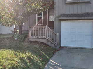 230 S Bedford St, Gardner, KS 66030