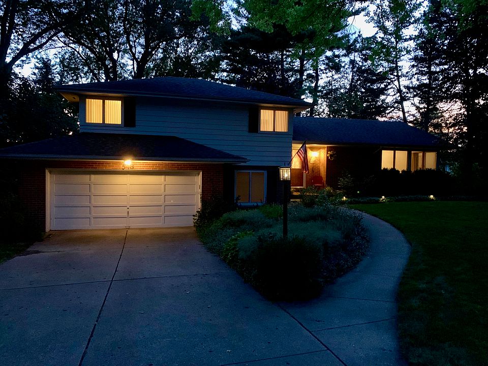 1st image of 548 N Clifton Ave