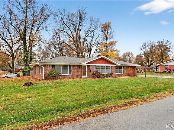 3rd image of 7000 Gary Dr
