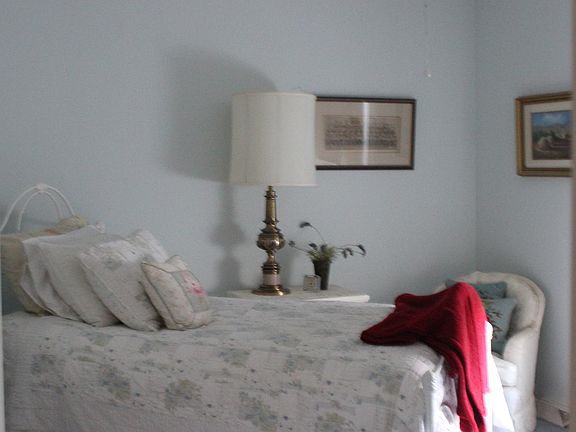4th image of 971 Gavington Pl