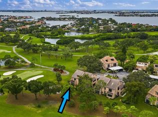 6301 Pelican Creek Xing APT B, Saint Petersburg, FL 33707