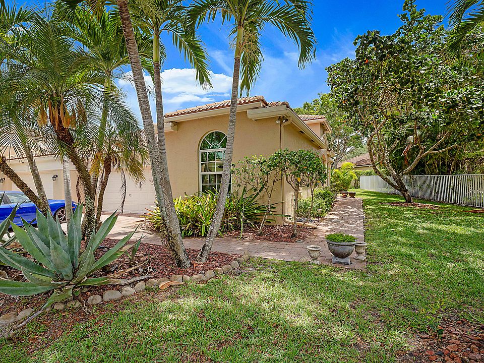 1st image of 2568 Sandy Cay