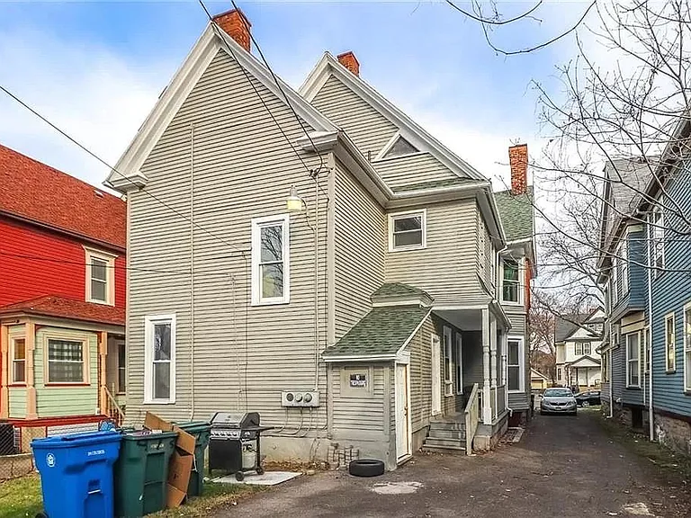 473 Alexander St — Photo 20