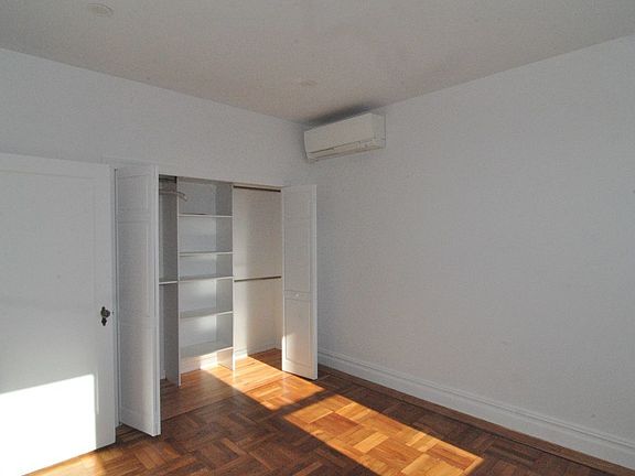 5th image of 41-16 50th Ave #2R