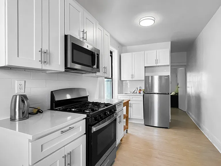 169 E 105th St #9 — Photo 7