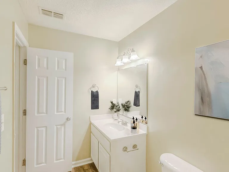 Brandemere Apartment Homes — Photo 41