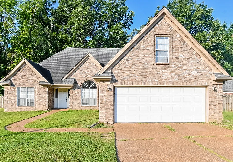 157 Pebble Creek Cv E