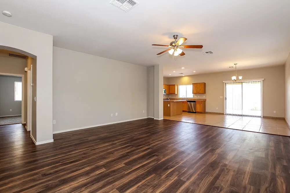 4 bed, 2.0 bath, 1685 sqft, $2,195 — Photo 2