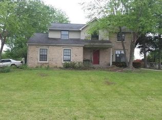 9681 Meadow Wood Dr, Pickerington, OH 43147
