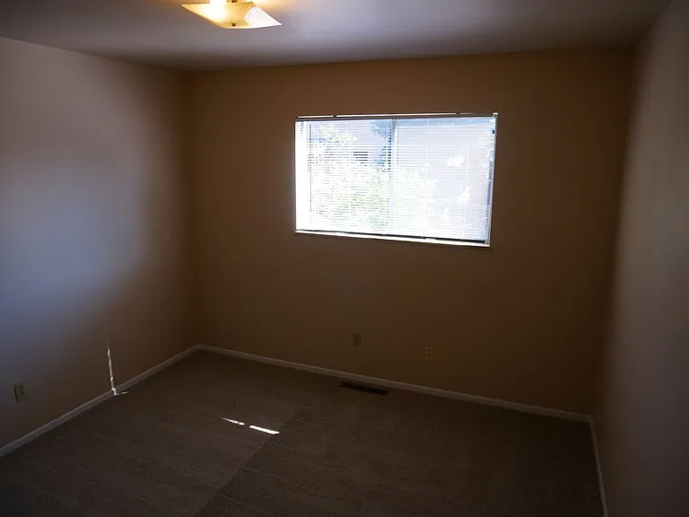 6615 Brook Park Dr — Photo 9