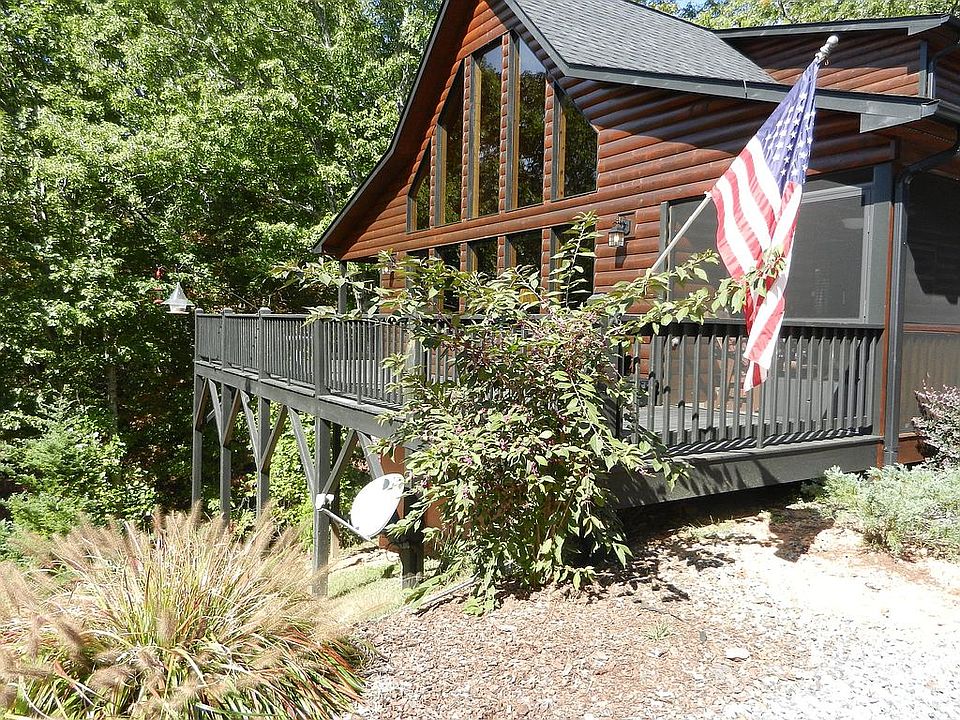 Wrap around deck