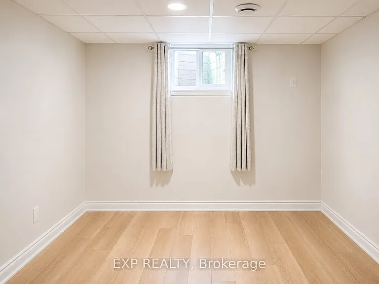 36 Castor Cres #BASEMENT — Photo 5
