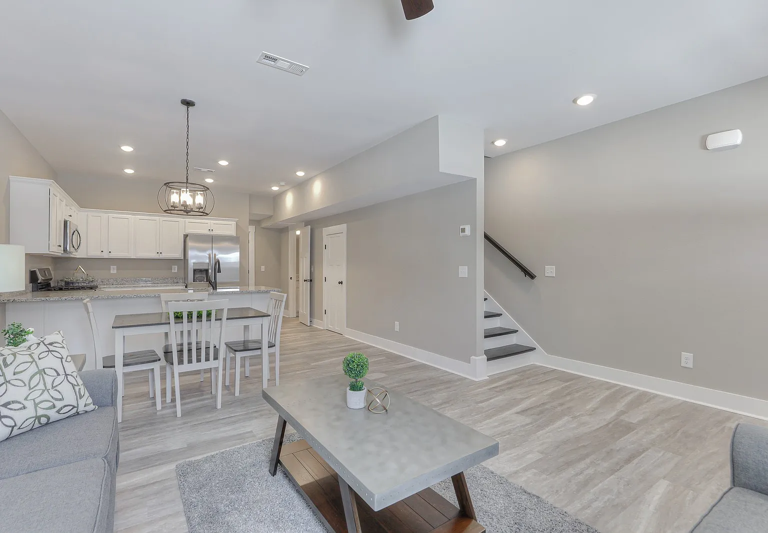 Legacy Townhomes — Photo 4