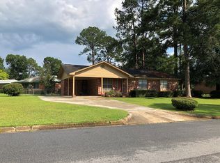 2100 Juniper Dr, Albany, GA 31721