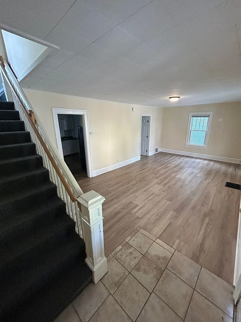 43 Isham St, Burlington, VT | 5 Bedroom + Office House Near UVM | June 2027 — Photo 1