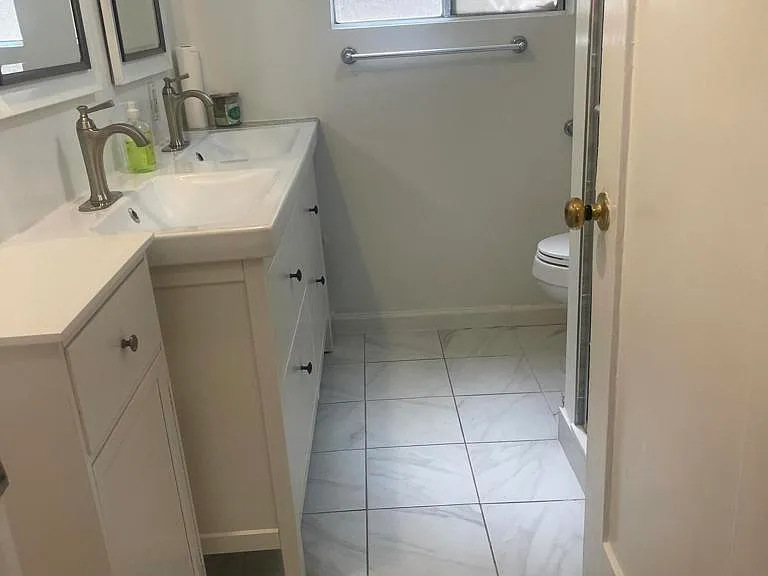 2467 E Villa St — Photo 12