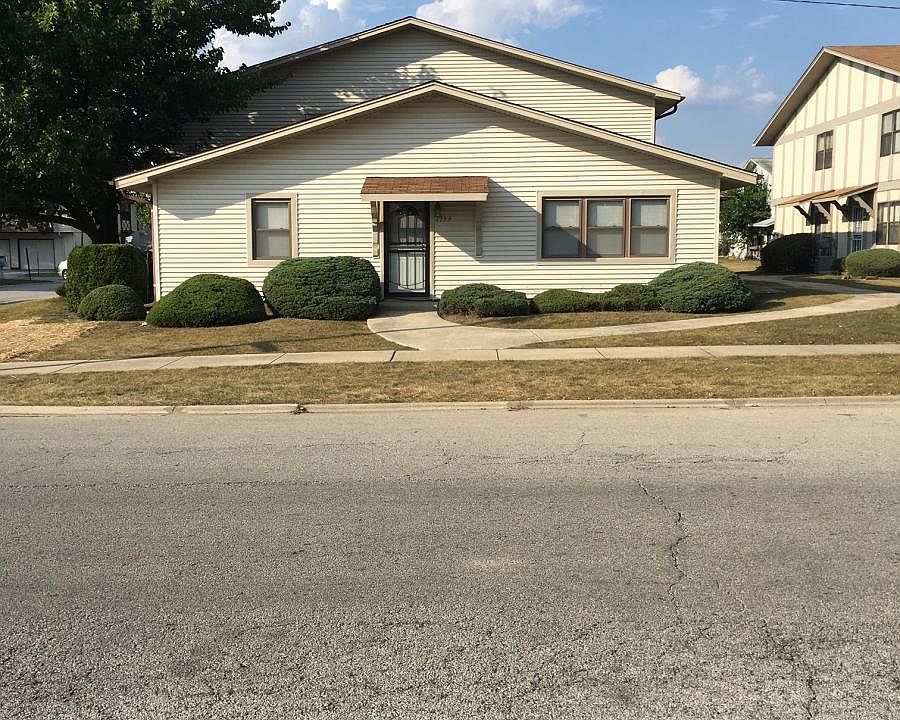 1st image of 4137 191st Ct