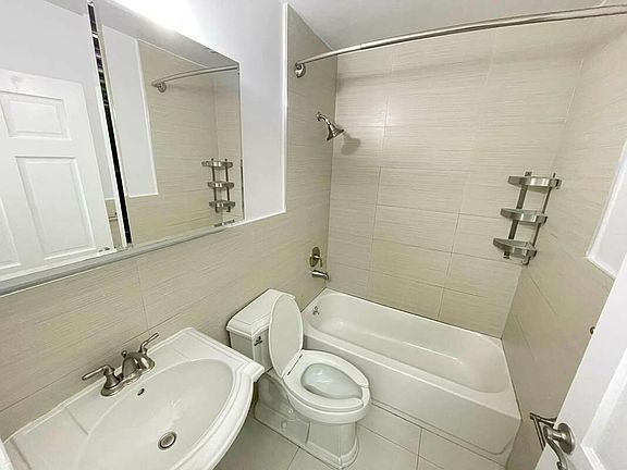 4th image of 123-33 83rd Ave #807
