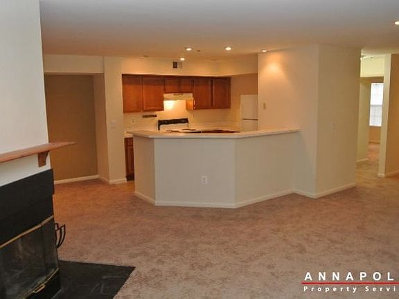 2nd image of 20 Sandstone Ct APT C
