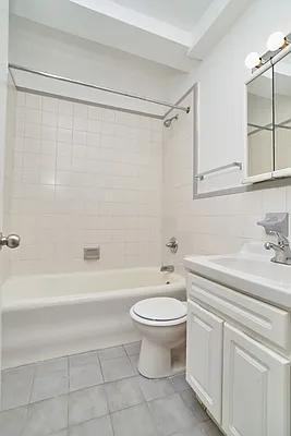 Rented by Living New York | media 13