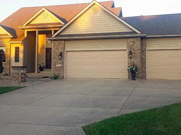 1027 Blackthorn Cv, Fort Wayne, IN 46804