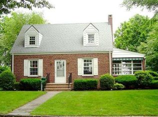 27 Cortlandt St, Milltown, NJ 08850