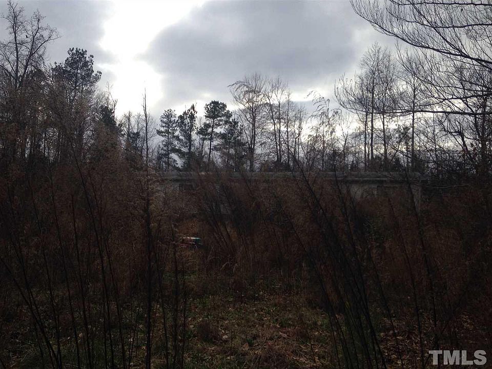 2nd image of 444 N Raleigh Farms Rd