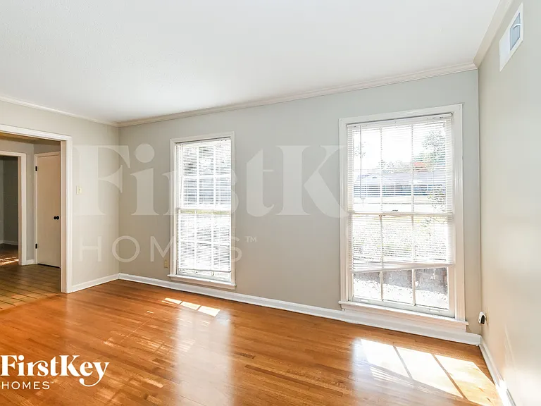 5840 Knight Arnold Rd — Photo 7