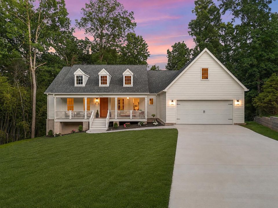 1st image of 3774 Oxford Pl NW