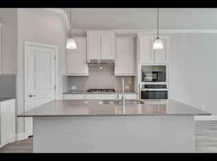 905 Hondo Ln, Mansfield, TX 76063