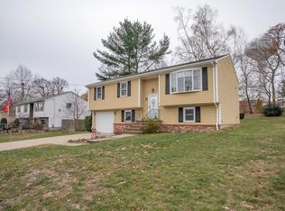57 Kent Ave, East Providence, RI 02914