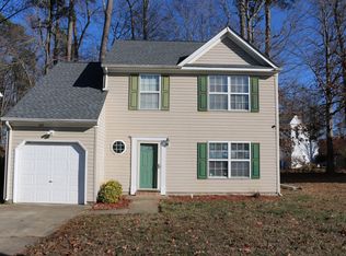 215 Rivers Ridge Cir, Newport News, VA 23608