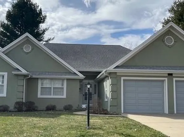 404 N Leonard Rd, Saint Joseph, MO 64506