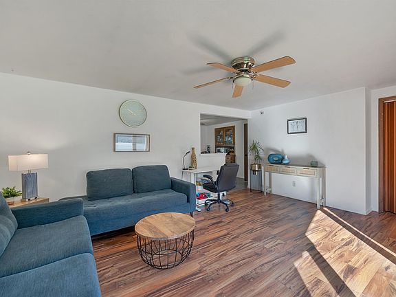 3rd image of 1434 Baumgart Rd