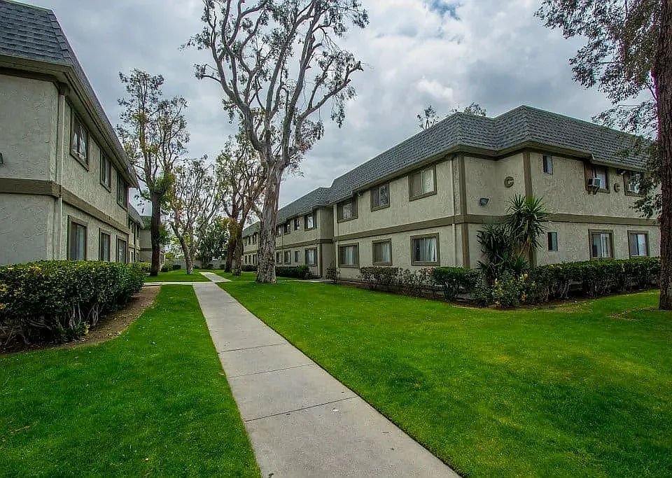 Sierra Gardens