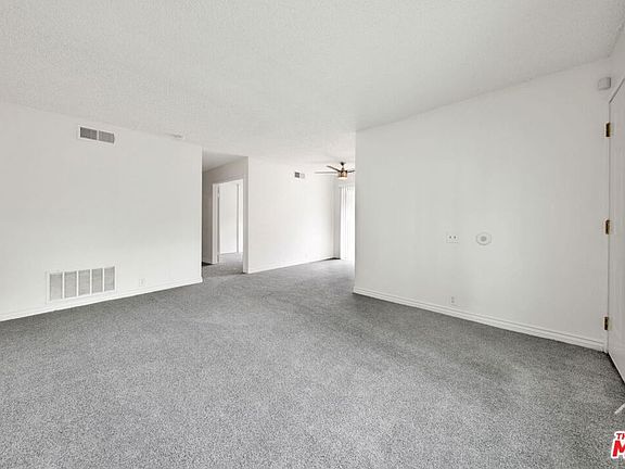 3rd image of 1346 S Brentwood Drive