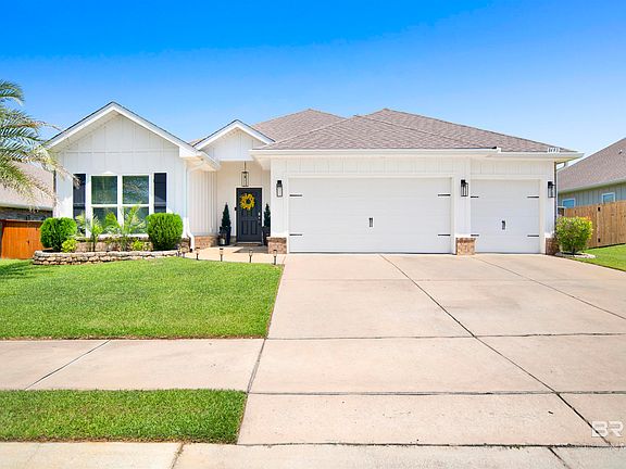 3rd image of 8493 Bronze Ln