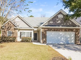215 Village Park Dr, Newnan, GA 30265