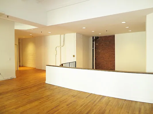 Rented by Brooklyn Bridge | media 4