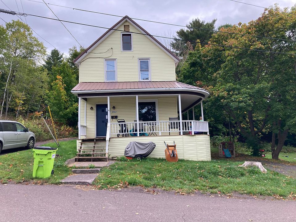 1st image of 49064 Douglass St