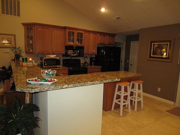 5th image of 1022 Bayberry Dr.