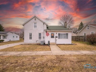430 W Stone St, Gibsonburg, OH, 43431