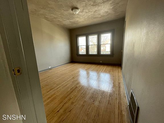 3rd image of 2465A N 9th St #11028989